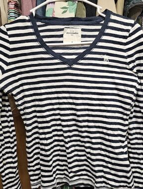 Abercrombie Navy & White Striped V-Neck Tee